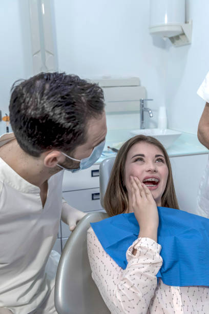 Best Pediatric Emergency Dentist in Hallandale Beach, FL